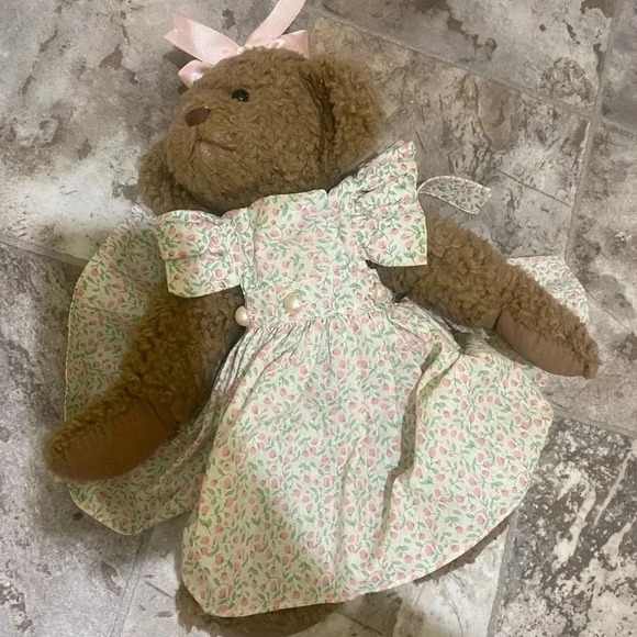 Stuffed Plush Bear 1995 Cottage Collectible Named "Meredith" in great  condition - Picture 16 of 16